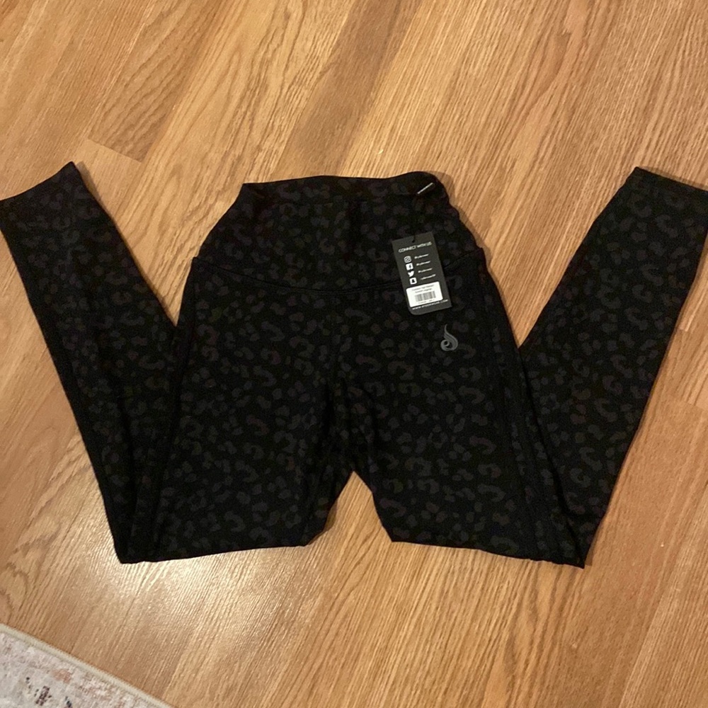Ryderwear evolution high waisted scrunch leggings